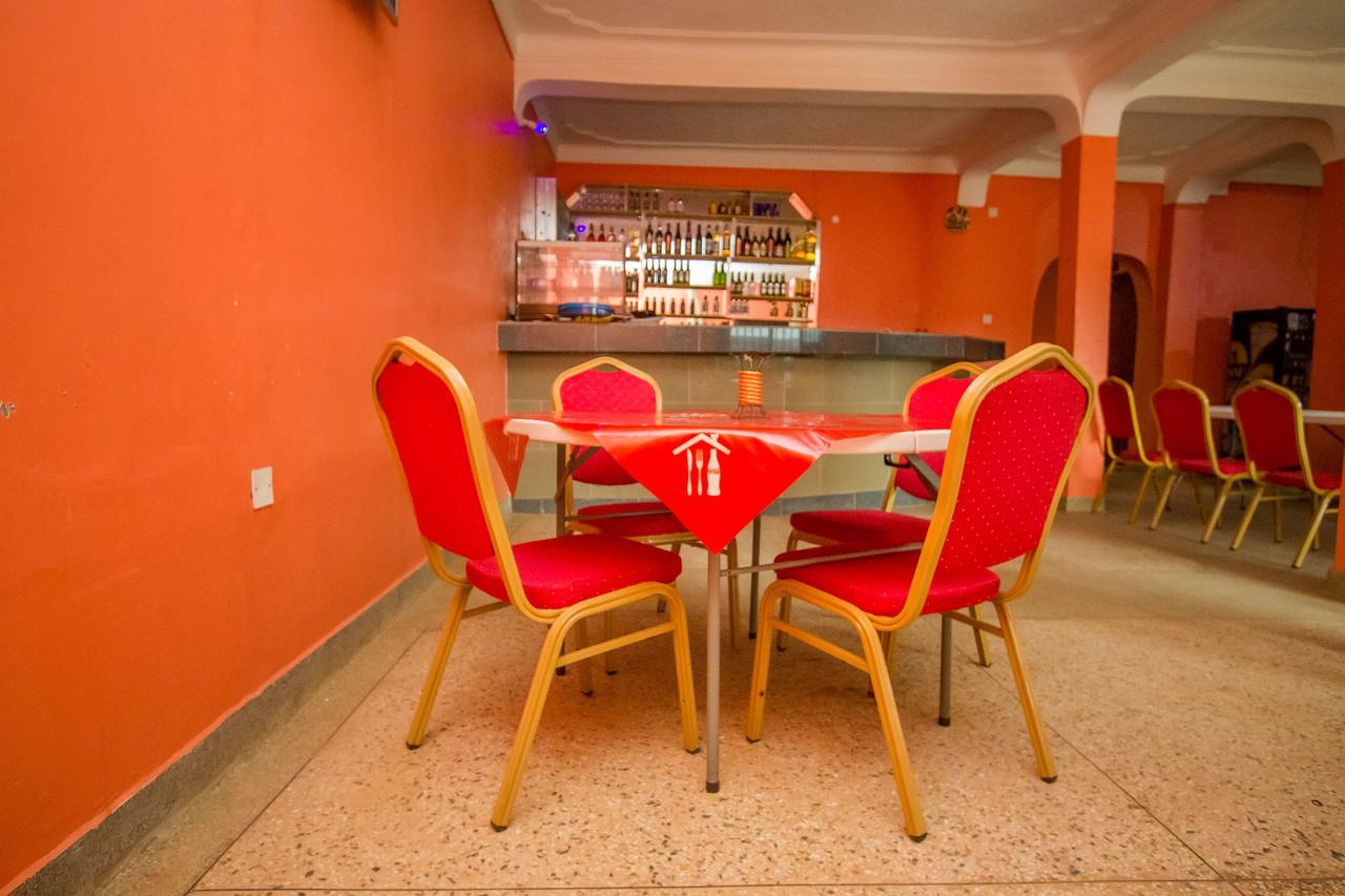 Vienna Golden Hotel Masaka Esterno foto